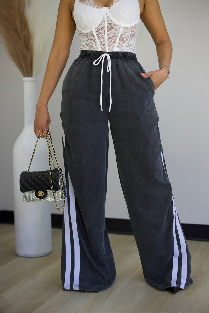 Rayna Pant Set - Black (41)